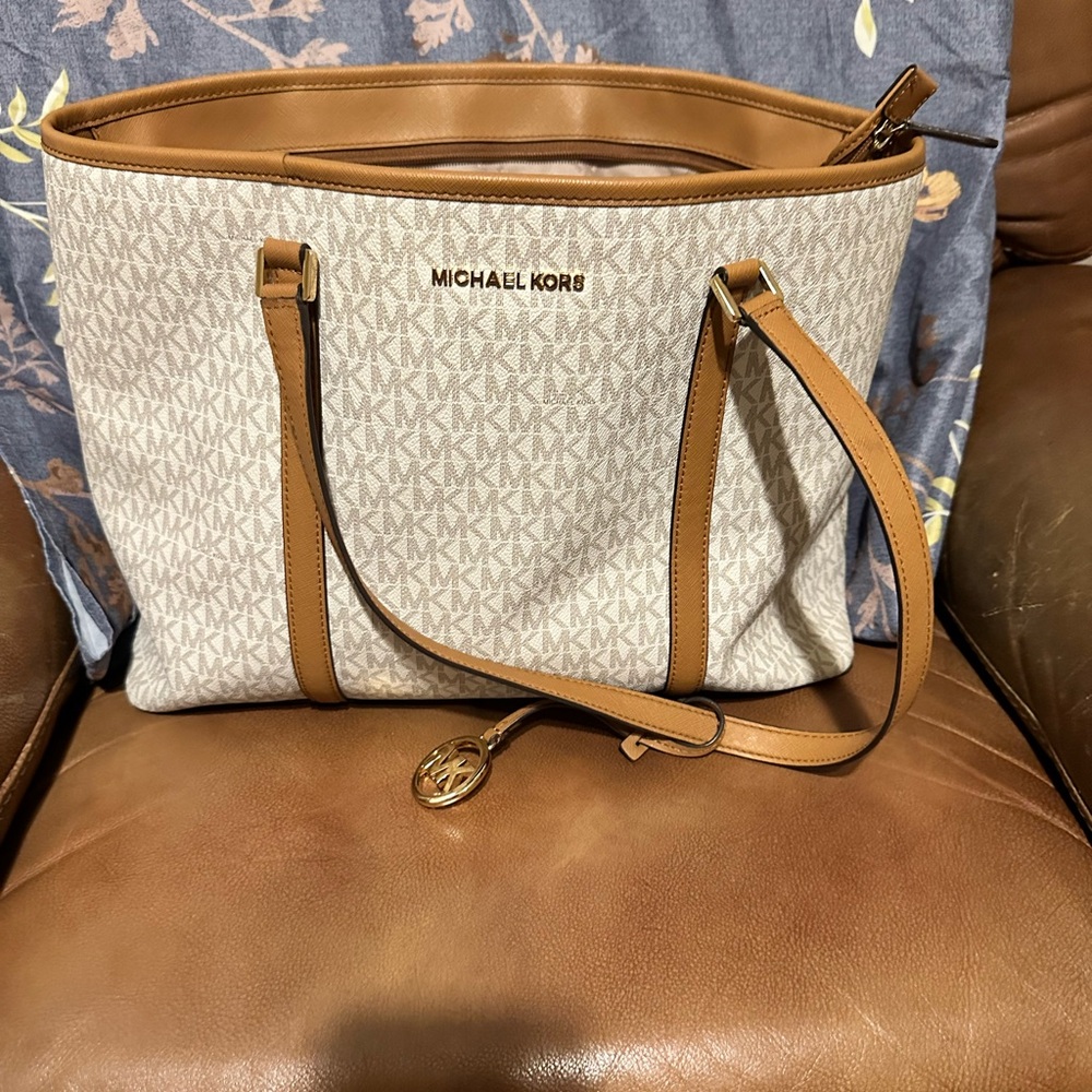 Michael Kors Purse